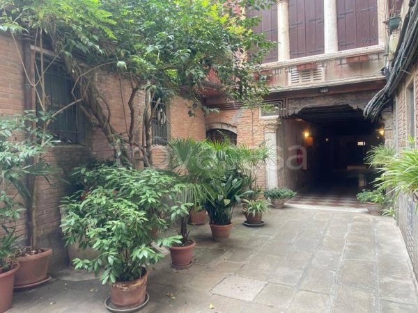 appartamento in vendita a Camisano Vicentino in zona Santa Maria