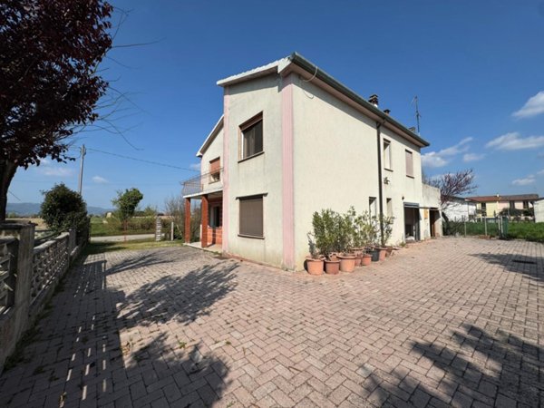 casa indipendente in vendita a Campiglia dei Berici
