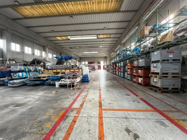 locale commerciale in vendita a Campiglia dei Berici