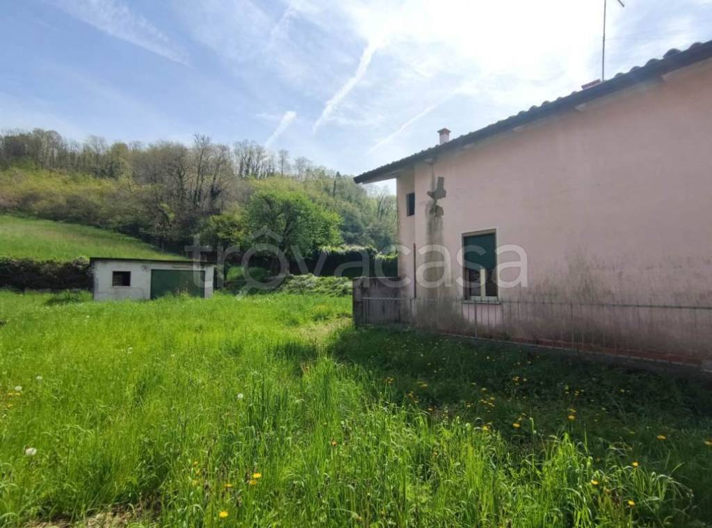 casa indipendente in vendita a Carrè