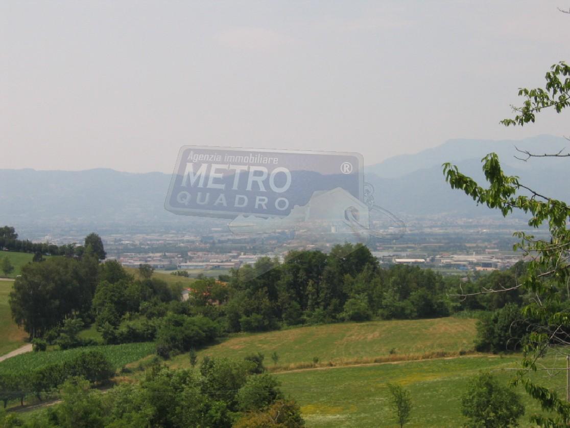 esavano in vendita a Carrè