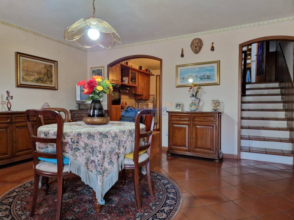 casa indipendente in vendita a Carrè