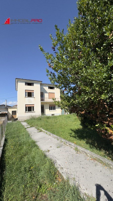 casa indipendente in vendita a Carrè