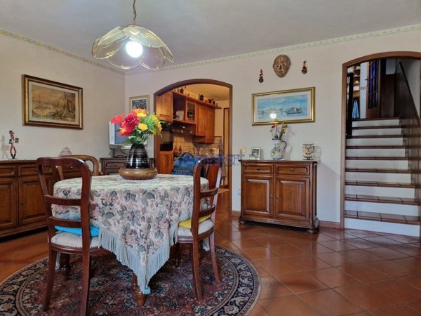 casa indipendente in vendita a Carrè