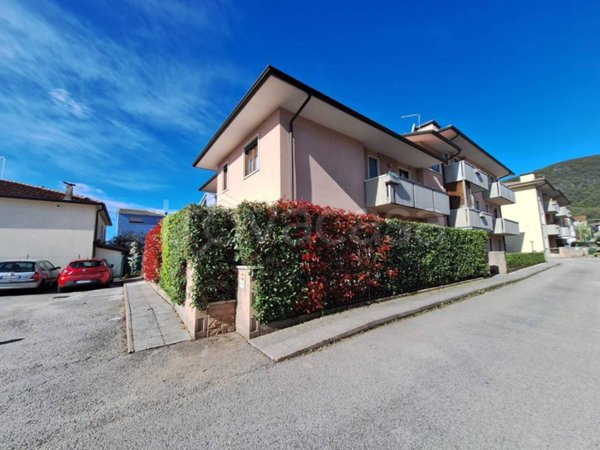 appartamento in vendita a Carrè