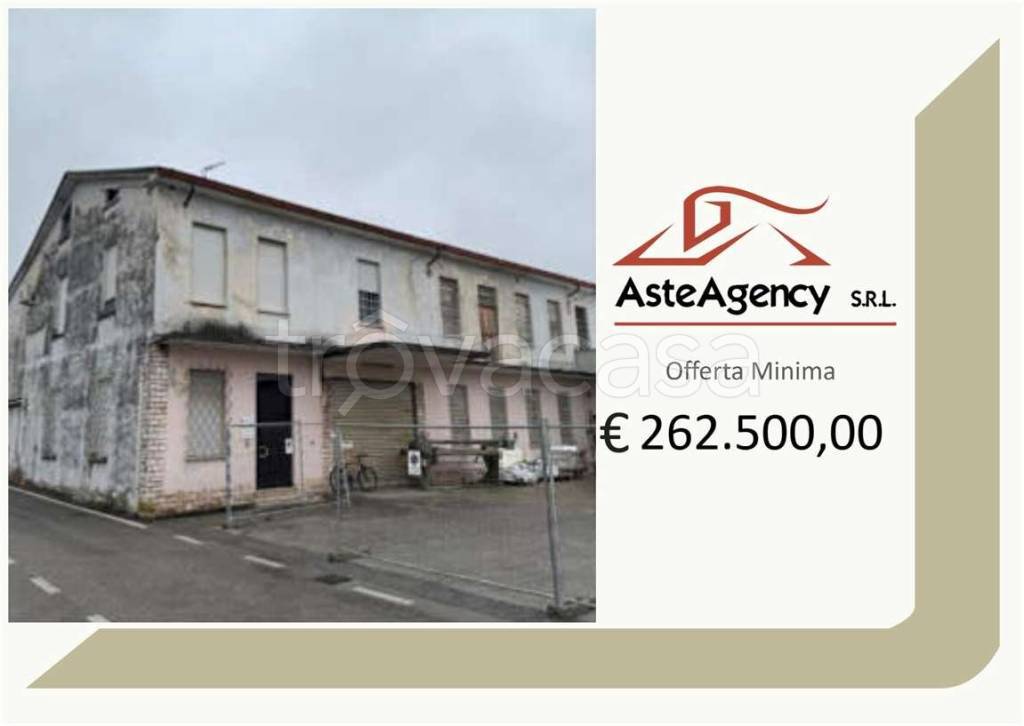 negozio in vendita a Carrè