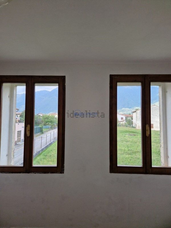 casa indipendente in vendita a Carrè