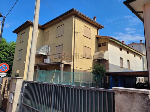 casa indipendente in vendita a Cartigliano