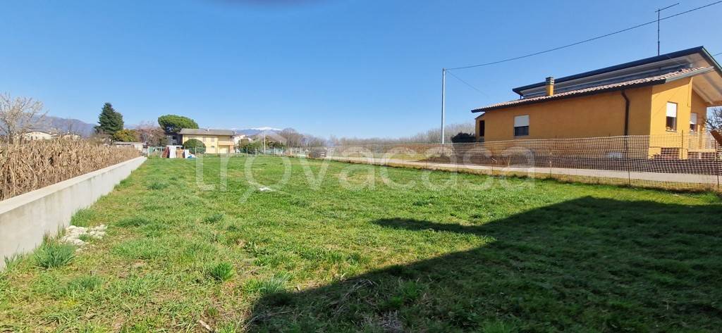 terreno edificabile in vendita a Cartigliano