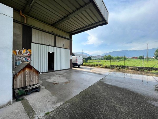 locale commerciale in vendita a Cassola in zona San Zeno