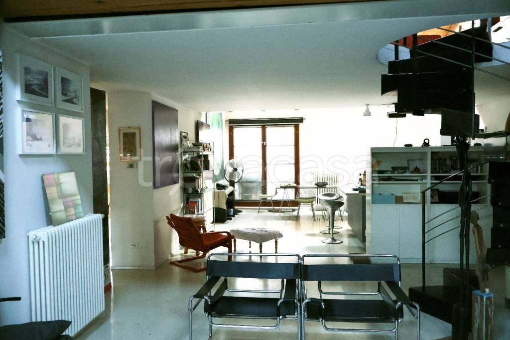 appartamento in vendita a Cassola in zona San Zeno