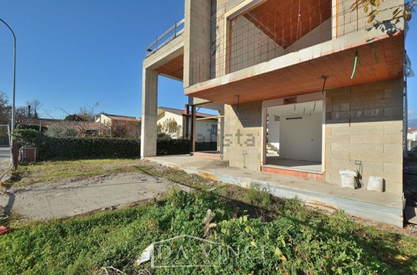 casa indipendente in vendita a Cassola