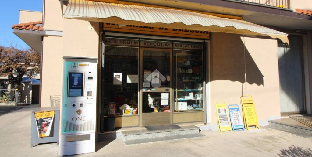 negozio in vendita a Cassola
