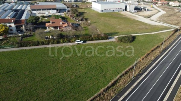 terreno edificabile in vendita a Cassola in zona San Zeno