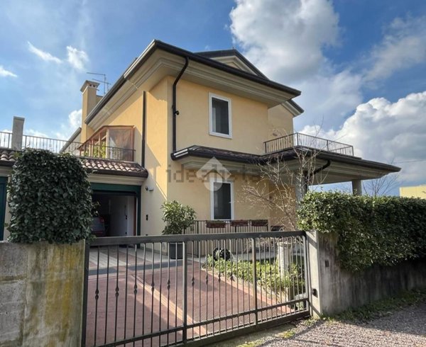 appartamento in vendita a Cassola