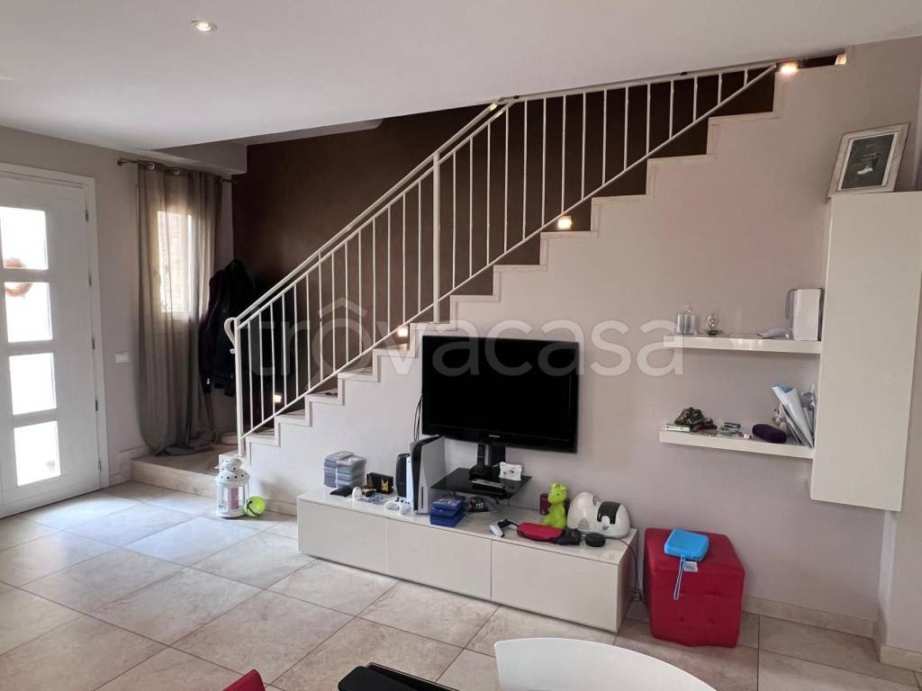 casa indipendente in vendita a Cassola in zona Marini