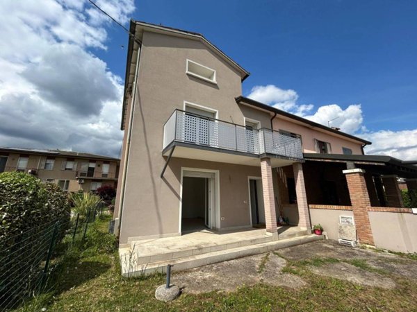 casa indipendente in vendita a Cassola