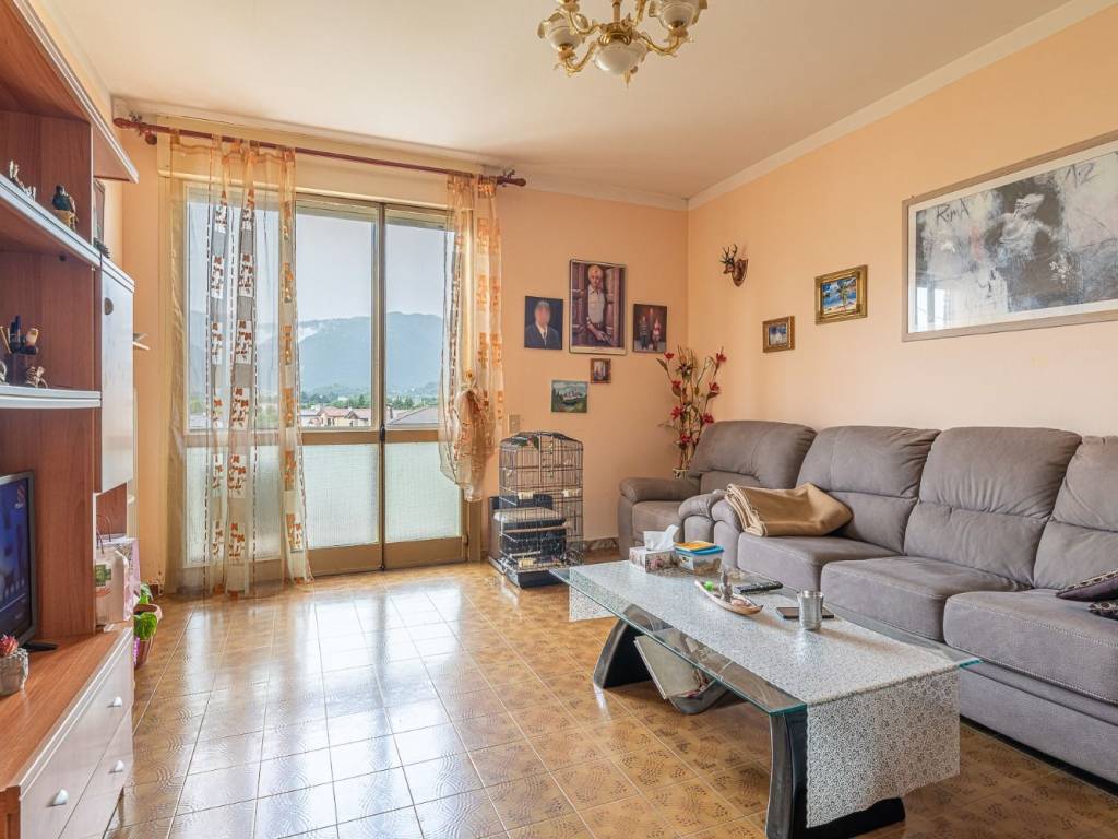 appartamento in vendita a Cassola in zona San Zeno