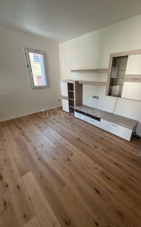 appartamento in vendita a Cassola in zona San Zeno
