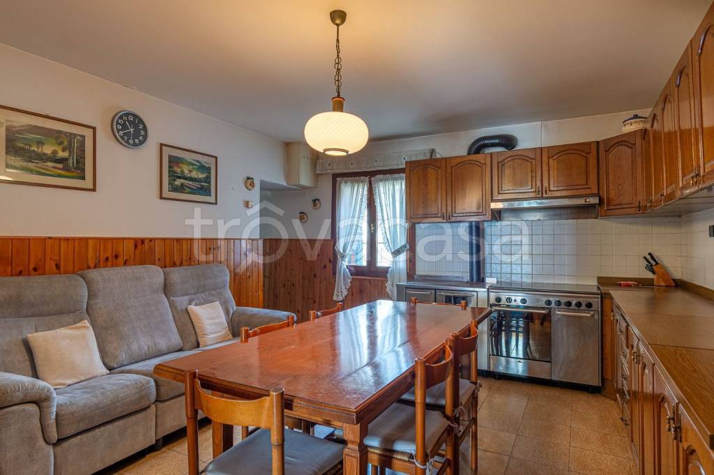 casa indipendente in vendita a Cassola