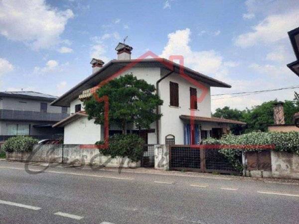 casa indipendente in vendita a Cassola