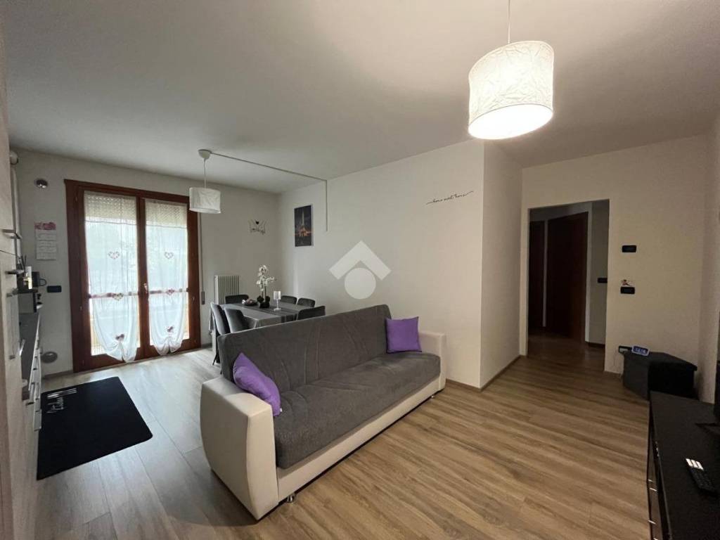 appartamento in vendita a Cassola in zona San Zeno