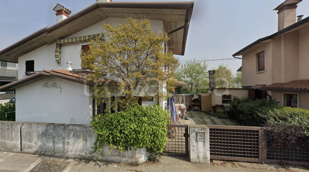 casa indipendente in vendita a Cassola