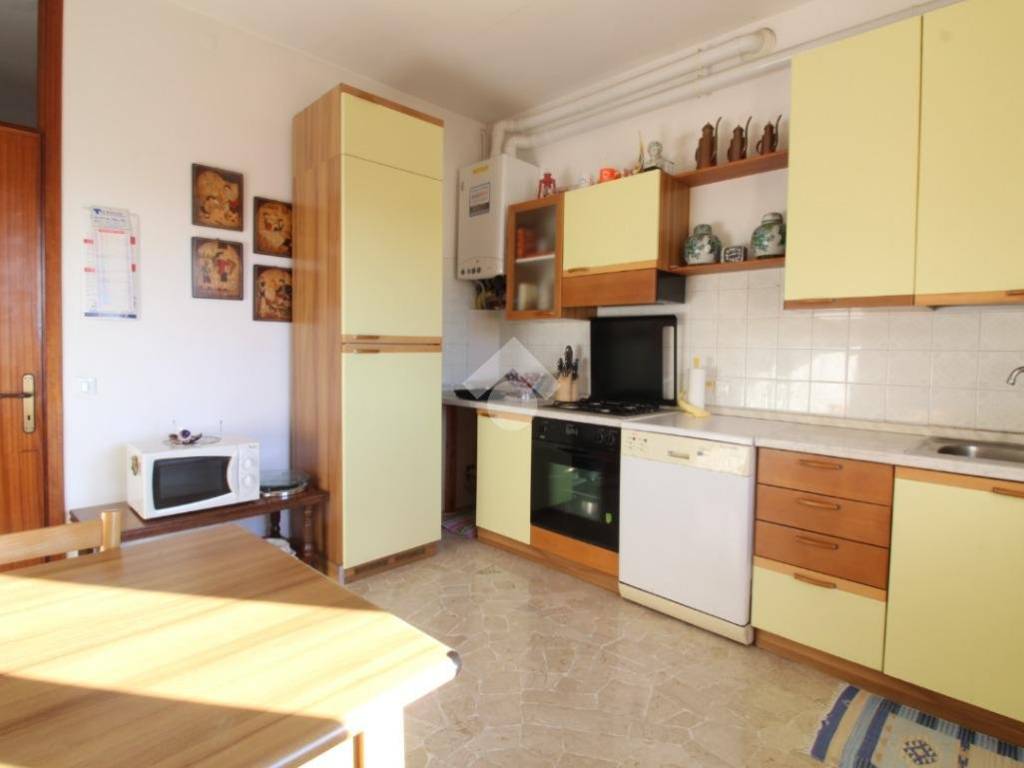 appartamento in vendita a Cassola in zona San Zeno