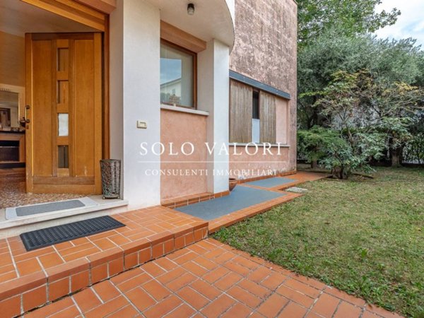 casa indipendente in vendita a Cassola in zona San Zeno