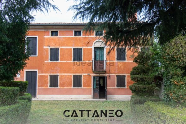 casa indipendente in vendita a Cassola