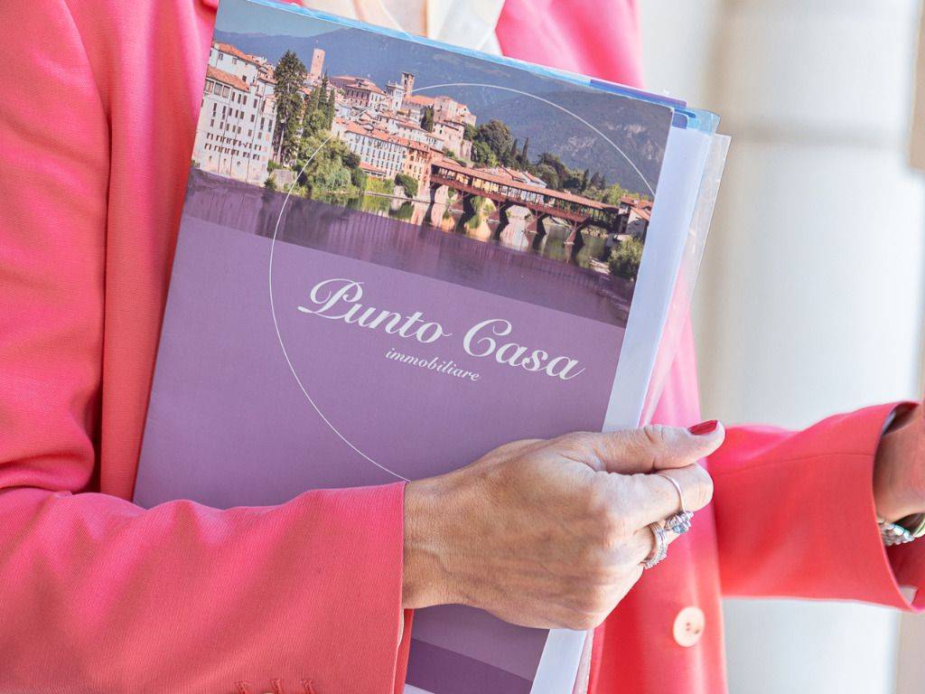 terreno edificabile in vendita a Cassola in zona San Zeno