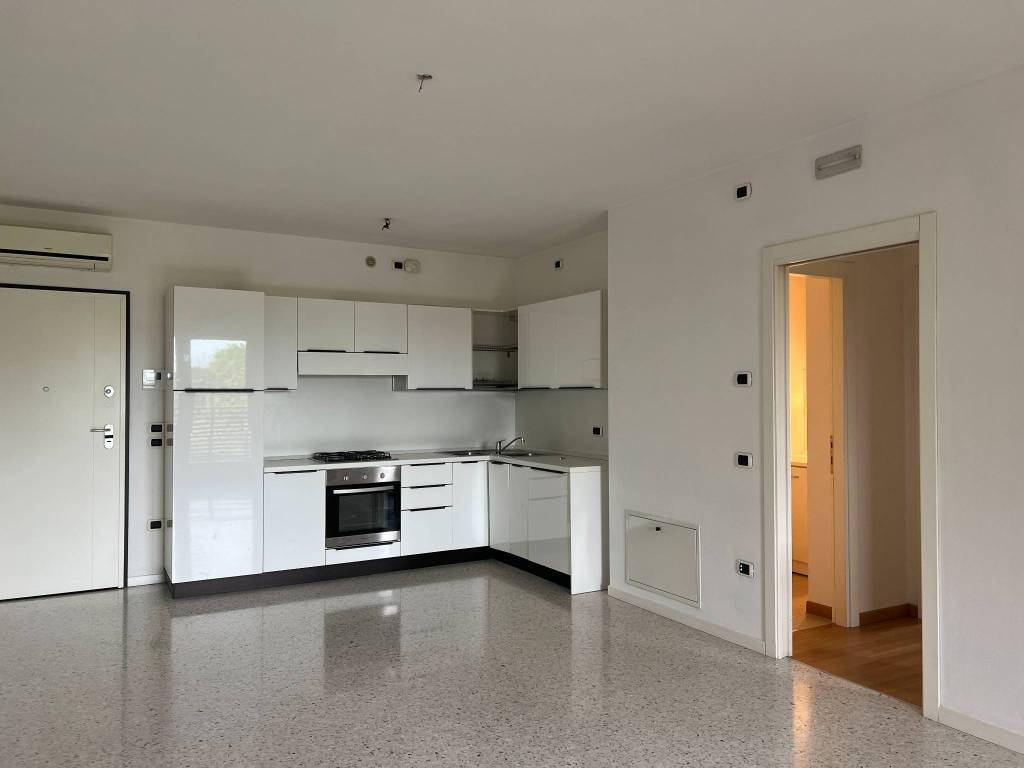 appartamento in vendita a Cassola in zona San Zeno