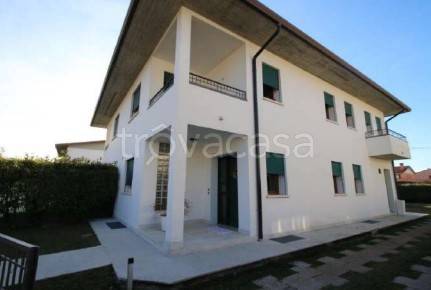 casa indipendente in vendita a Cassola