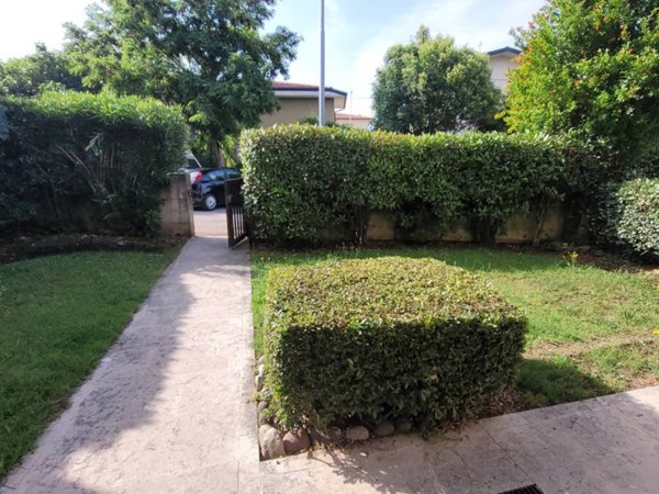 casa indipendente in vendita a Cassola in zona San Zeno