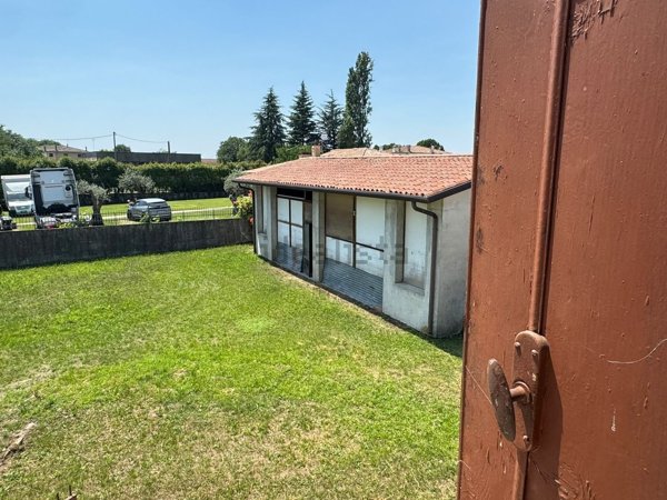 casa indipendente in vendita a Cassola