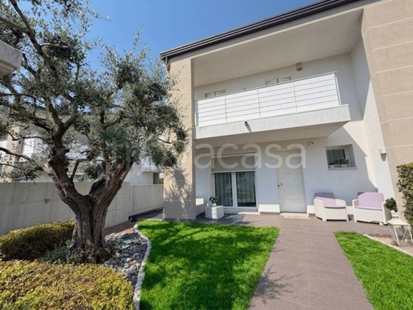 casa indipendente in vendita a Cassola