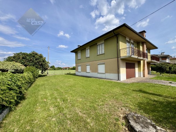 casa indipendente in vendita a Cassola