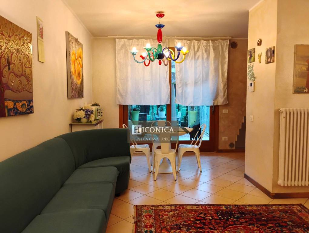 appartamento in vendita a Cassola in zona San Zeno