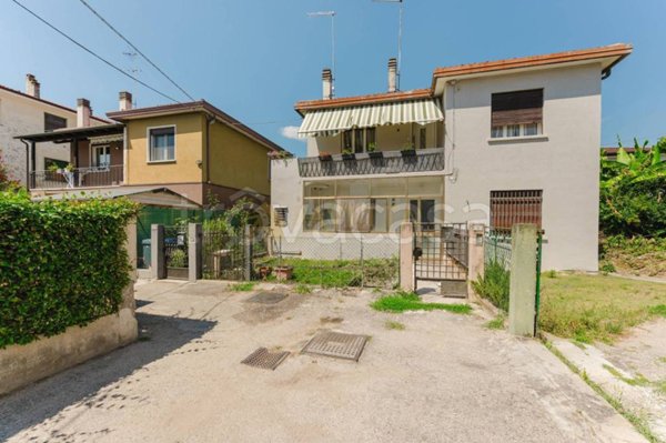 appartamento in vendita a Cassola in zona San Zeno