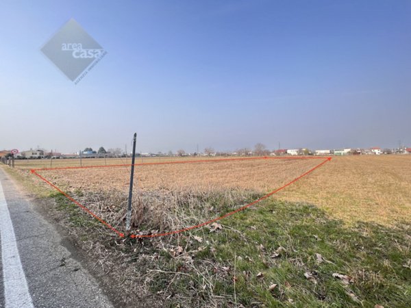 terreno edificabile in vendita a Cassola in zona San Zeno