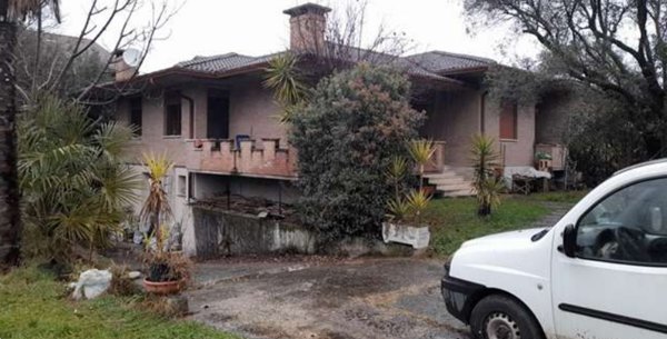 casa indipendente in vendita a Cassola in zona San Zeno