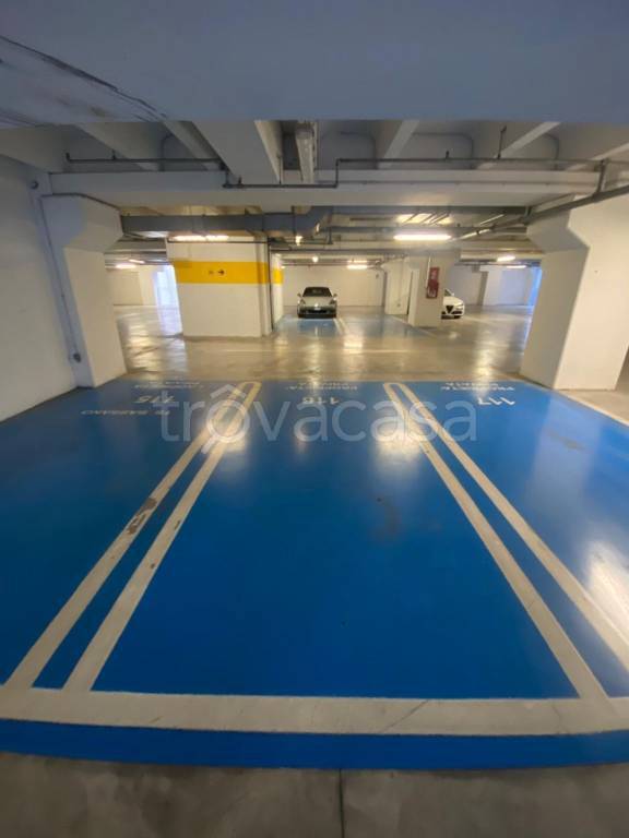 box auto in vendita a Cassola