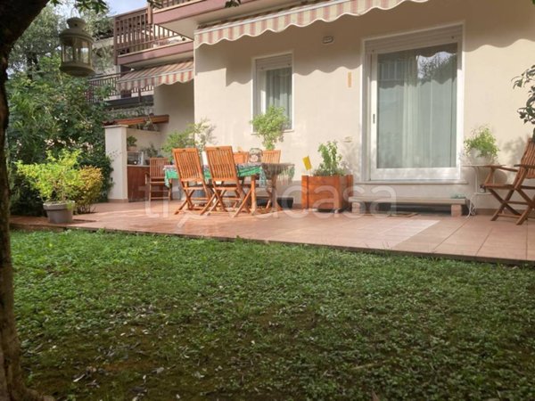 casa indipendente in vendita a Cassola in zona San Zeno