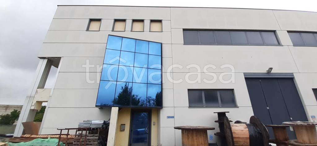 locale commerciale in vendita a Castegnero