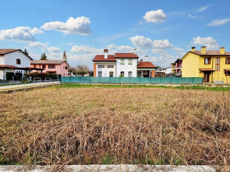 terreno edificabile in vendita a Castegnero in zona Villaganzerla