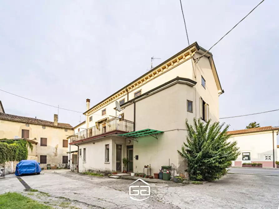 casa indipendente in vendita a Castegnero