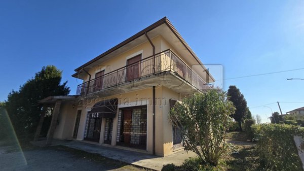 casa indipendente in vendita a Castegnero in zona Castegnero