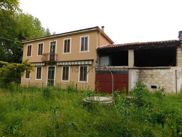 pentavano in vendita a Castegnero