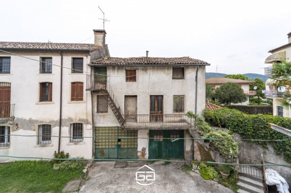 casa indipendente in vendita a Castegnero in zona Castegnero