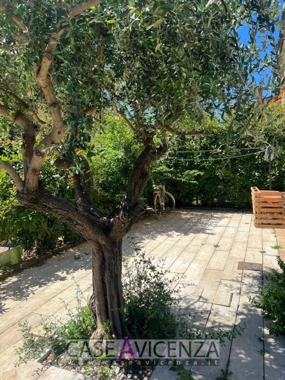 casa indipendente in vendita a Castegnero